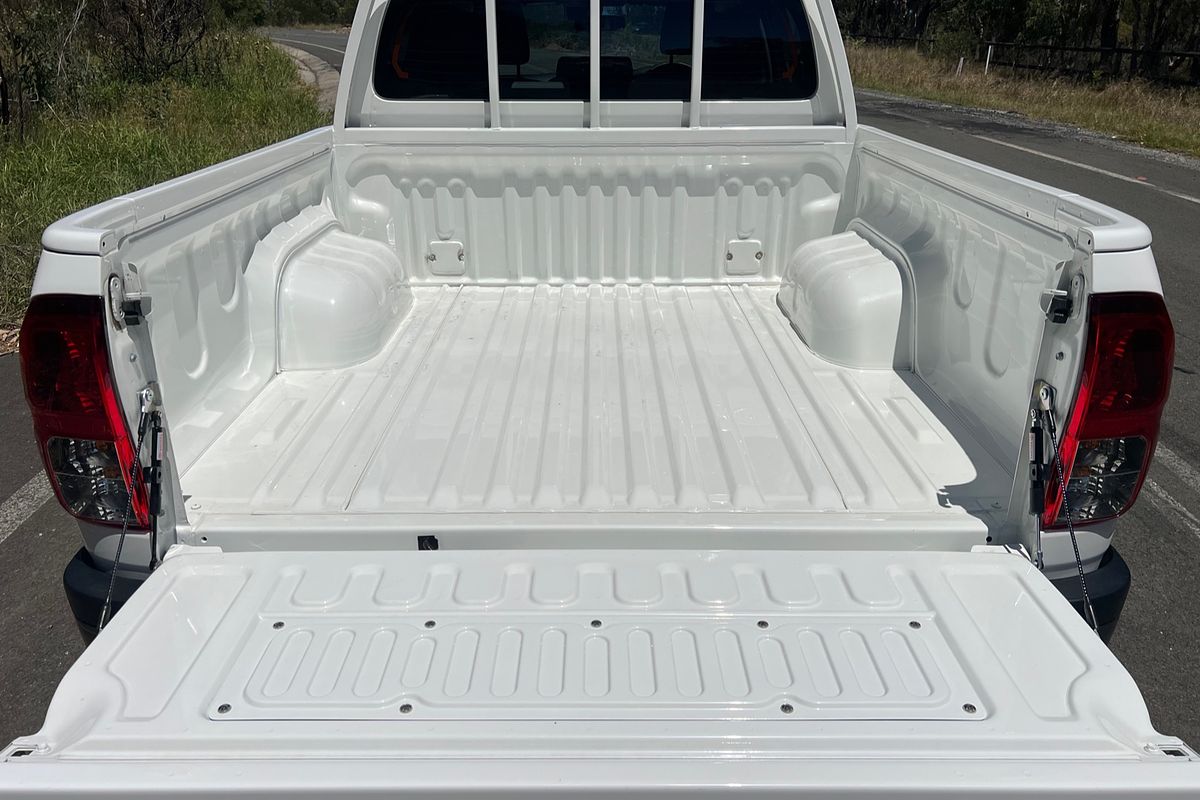 2025 Toyota Hilux Workmate TGN121R Rear Wheel Drive