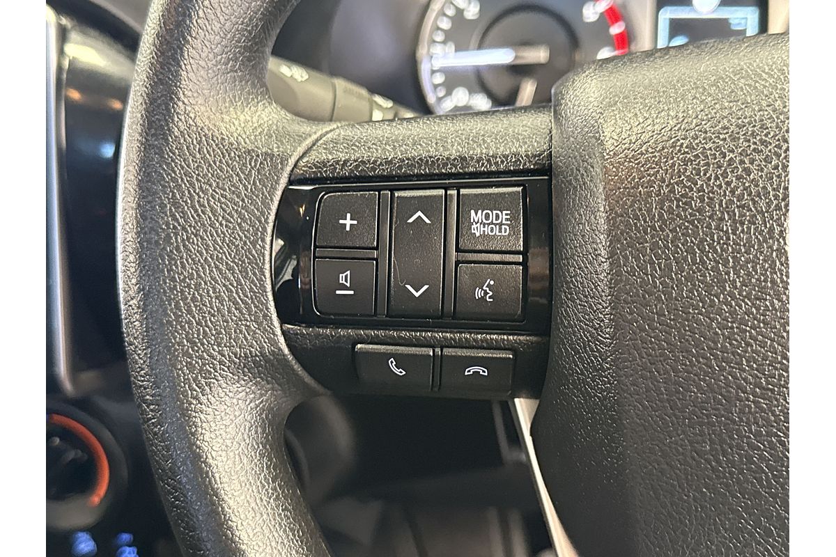 2024 Toyota Hilux SR GUN126R 4X4