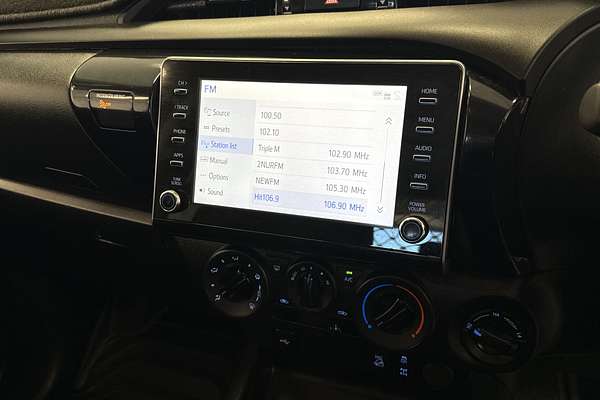 2024 Toyota Hilux SR GUN126R 4X4