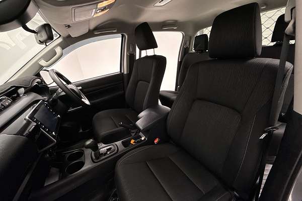 2024 Toyota Hilux SR GUN126R 4X4