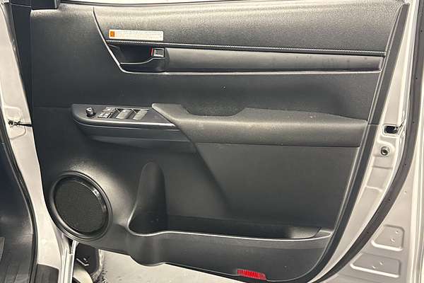 2024 Toyota Hilux SR GUN126R 4X4