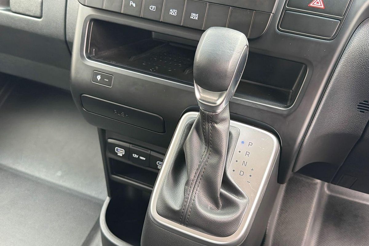 2024 Hyundai STARIA LOAD US4.V3