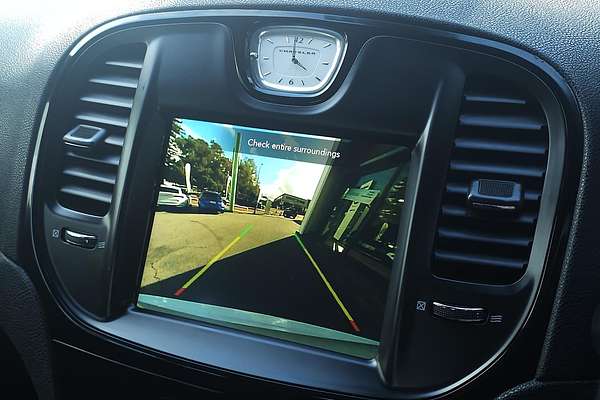 2021 Chrysler 300 SRT Core LX