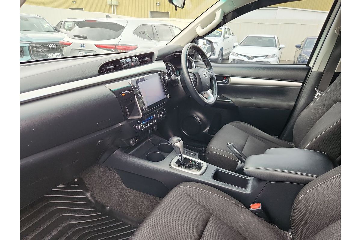 2020 Toyota Hilux SR5 GUN126R 4X4
