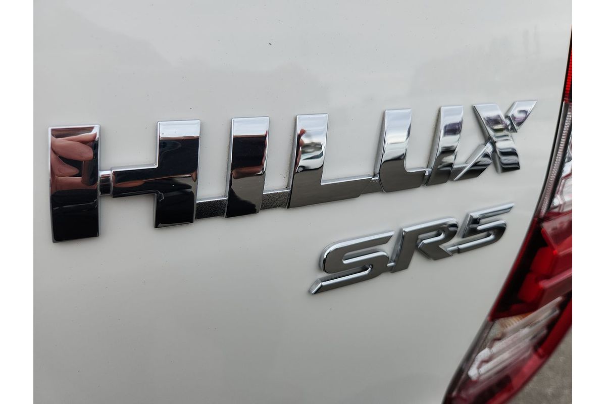 2020 Toyota Hilux SR5 GUN126R 4X4