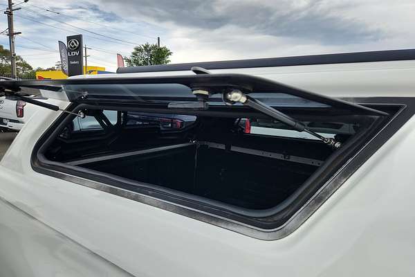 2020 Toyota Hilux SR5 GUN126R 4X4