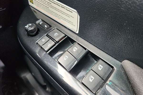 2020 Toyota Hilux SR5 GUN126R 4X4