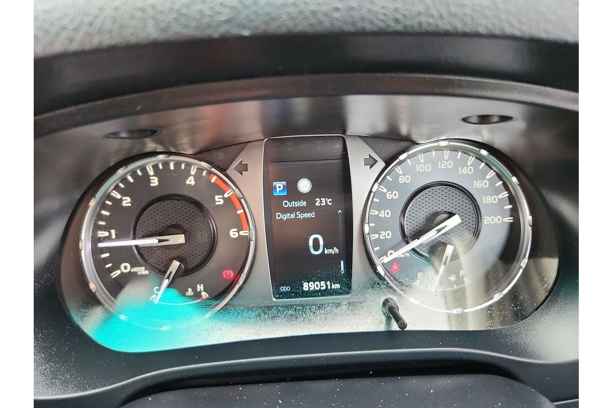 2020 Toyota Hilux SR5 GUN126R 4X4