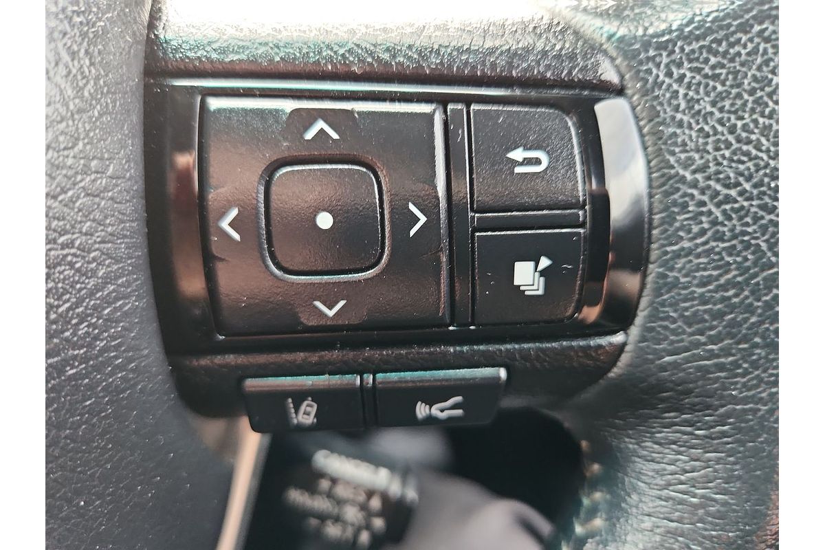 2020 Toyota Hilux SR5 GUN126R 4X4