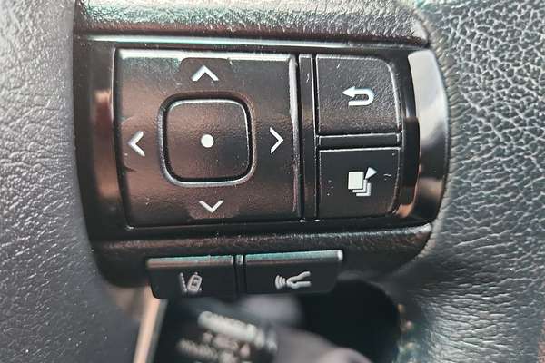 2020 Toyota Hilux SR5 GUN126R 4X4