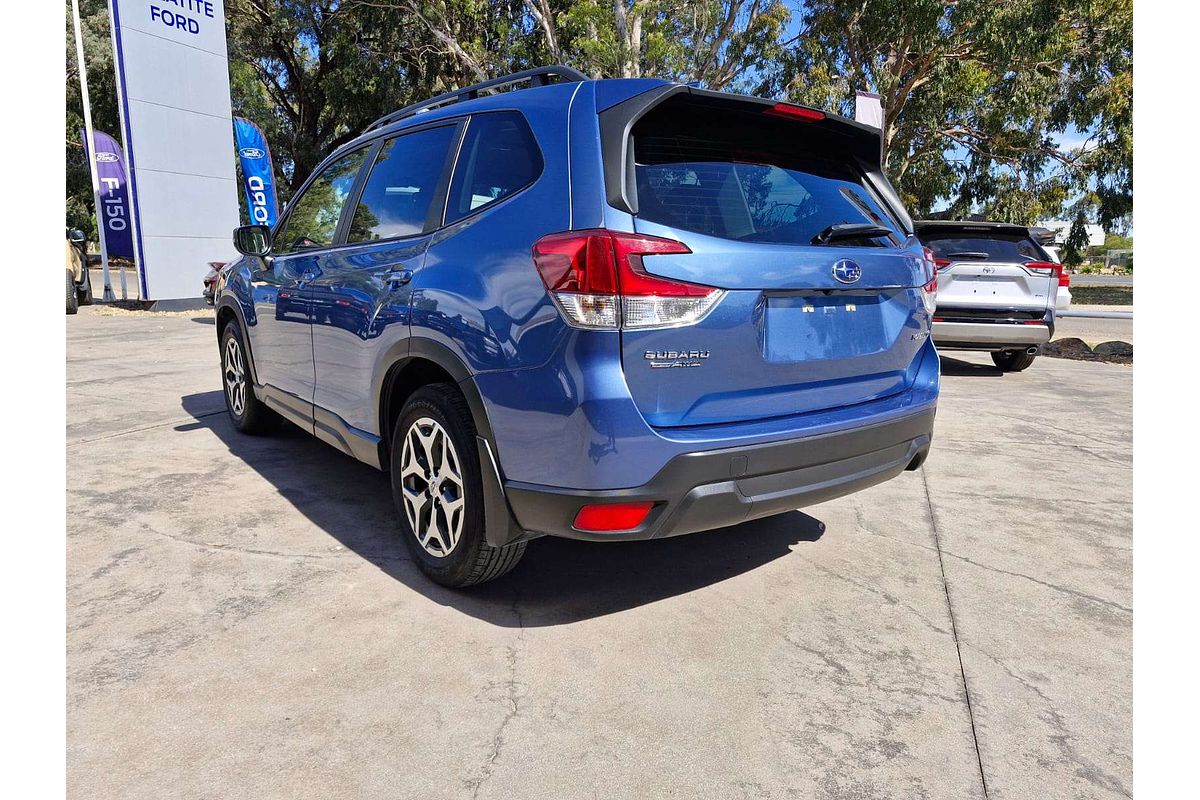 2023 Subaru Forester 2.5i 50 Years Edition S5