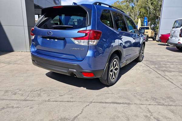 2023 Subaru Forester 2.5i 50 Years Edition S5