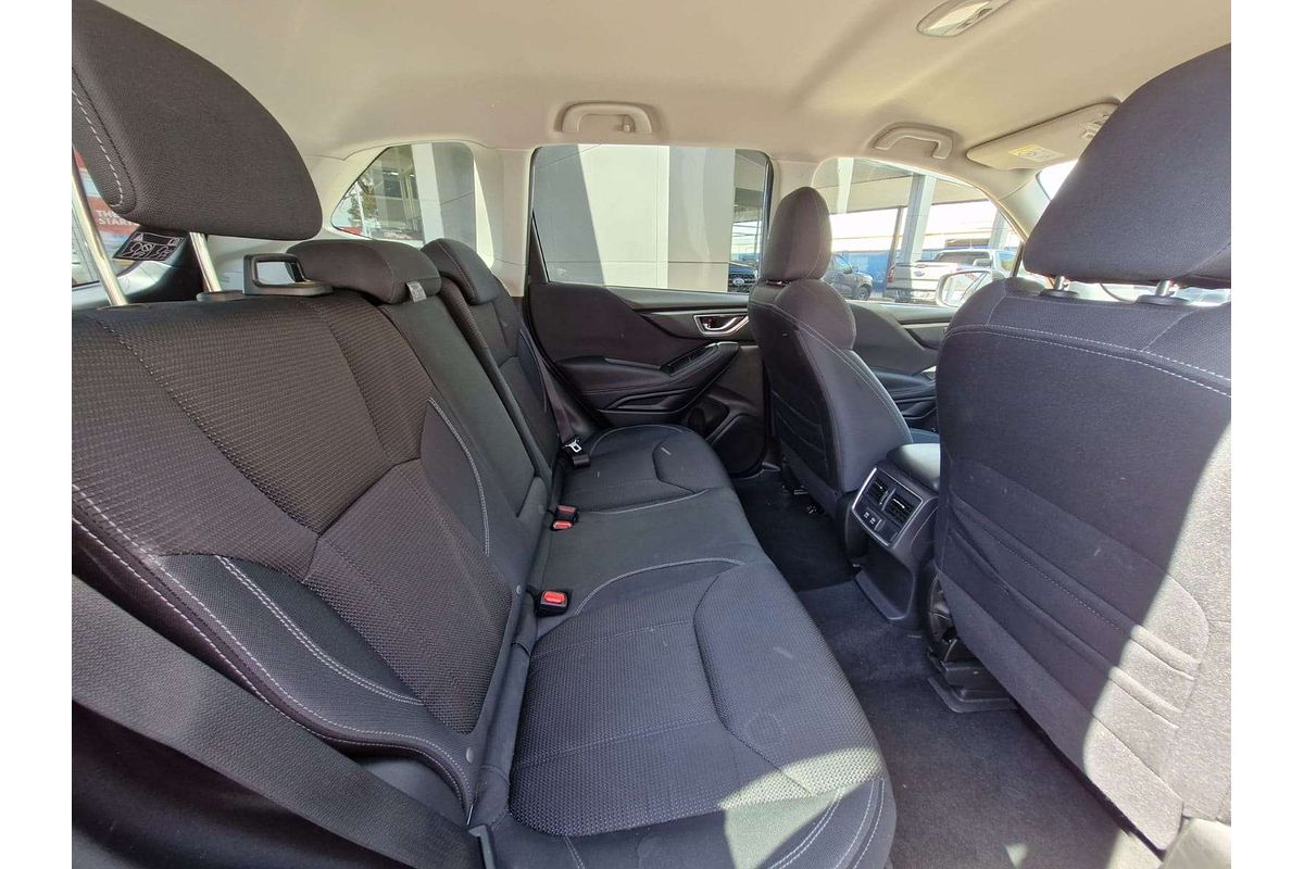 2023 Subaru Forester 2.5i 50 Years Edition S5