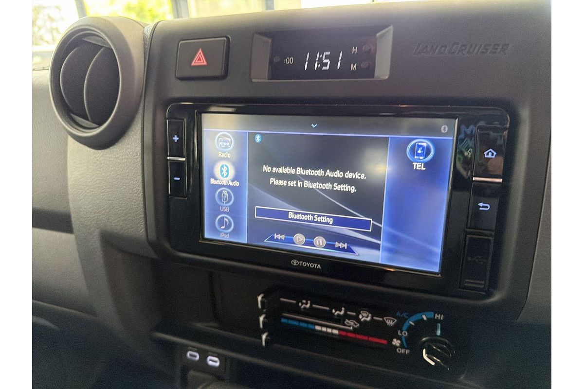 2025 Toyota Landcruiser GXL GDJL76R