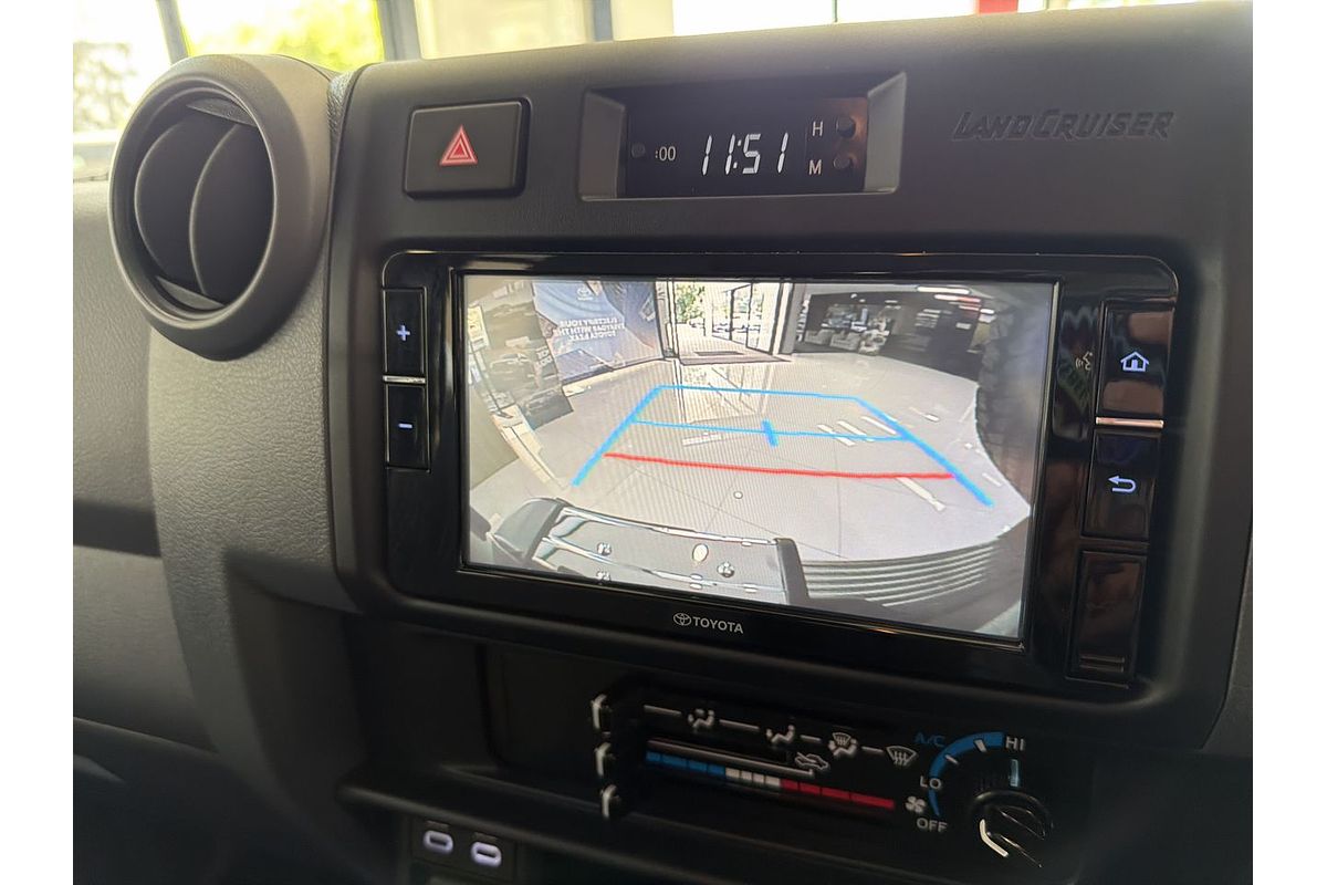 2025 Toyota Landcruiser GXL GDJL76R