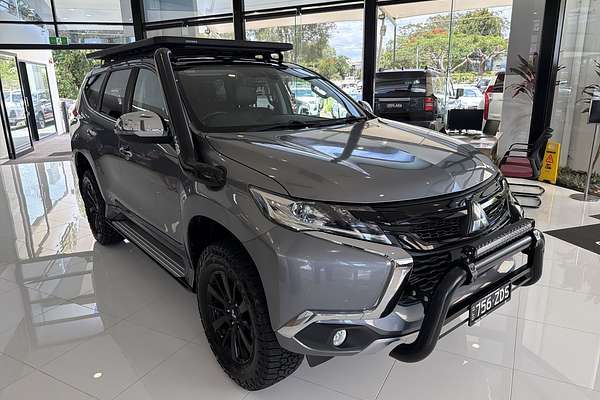 2019 Mitsubishi Pajero Sport Black Edition QE
