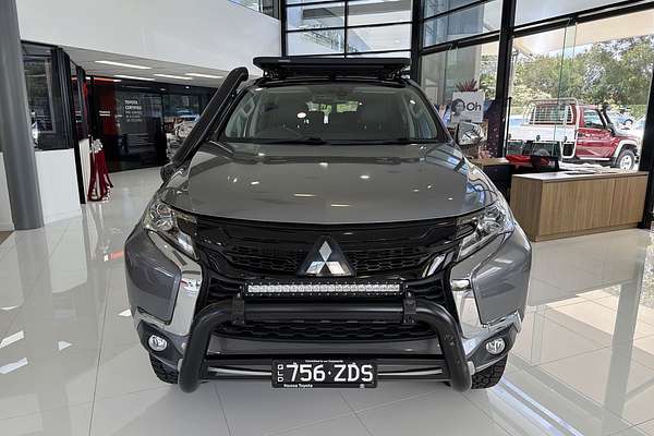 2019 Mitsubishi Pajero Sport Black Edition QE