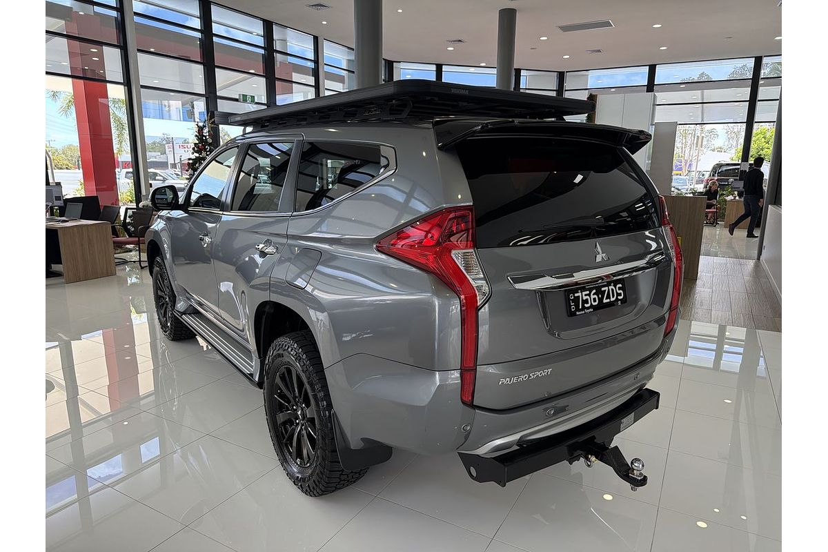 2019 Mitsubishi Pajero Sport Black Edition QE