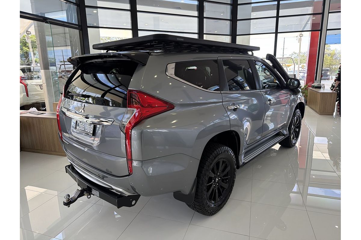 2019 Mitsubishi Pajero Sport Black Edition QE