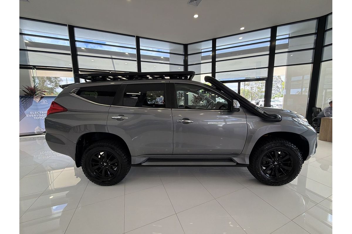2019 Mitsubishi Pajero Sport Black Edition QE
