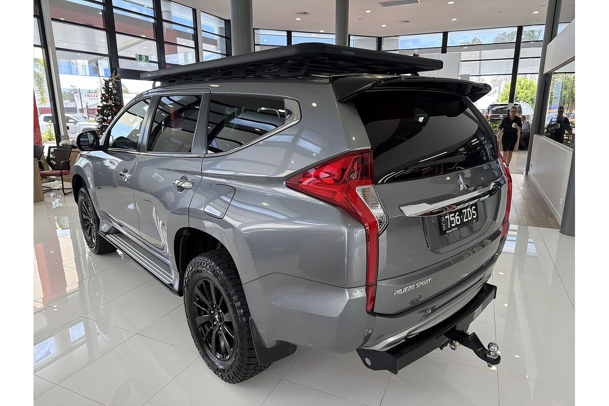 2019 Mitsubishi Pajero Sport Black Edition QE
