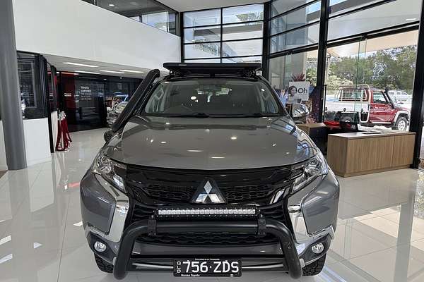 2019 Mitsubishi Pajero Sport Black Edition QE