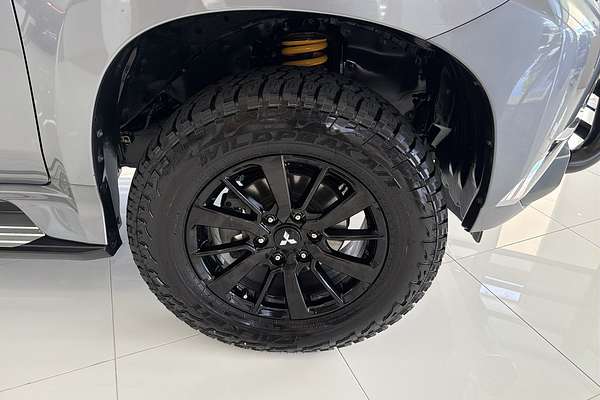 2019 Mitsubishi Pajero Sport Black Edition QE