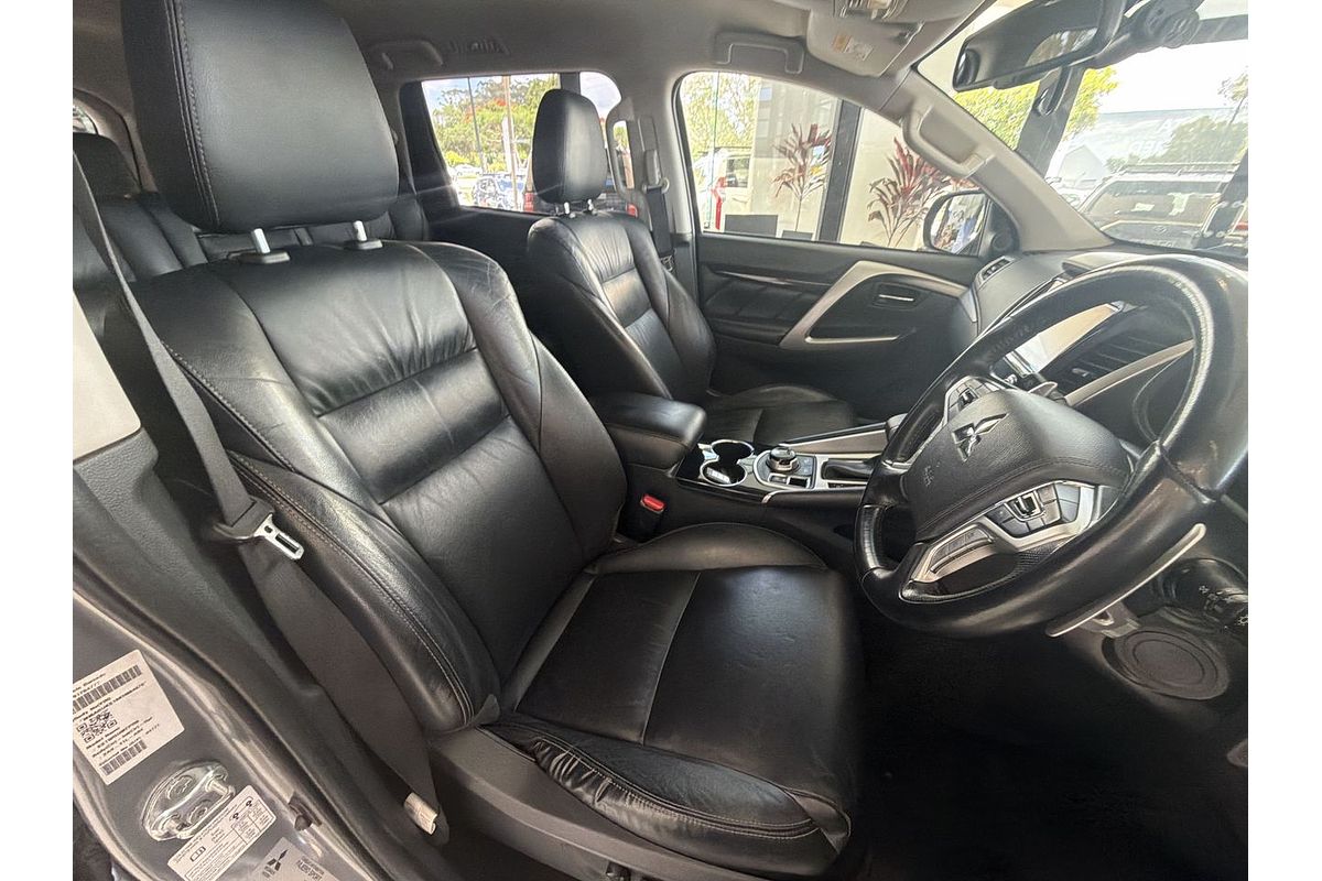 2019 Mitsubishi Pajero Sport Black Edition QE