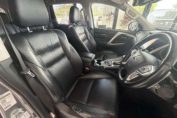 2019 Mitsubishi Pajero Sport Black Edition QE