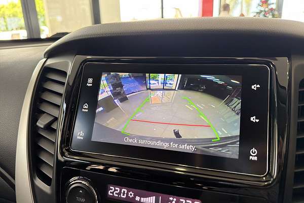 2019 Mitsubishi Pajero Sport Black Edition QE