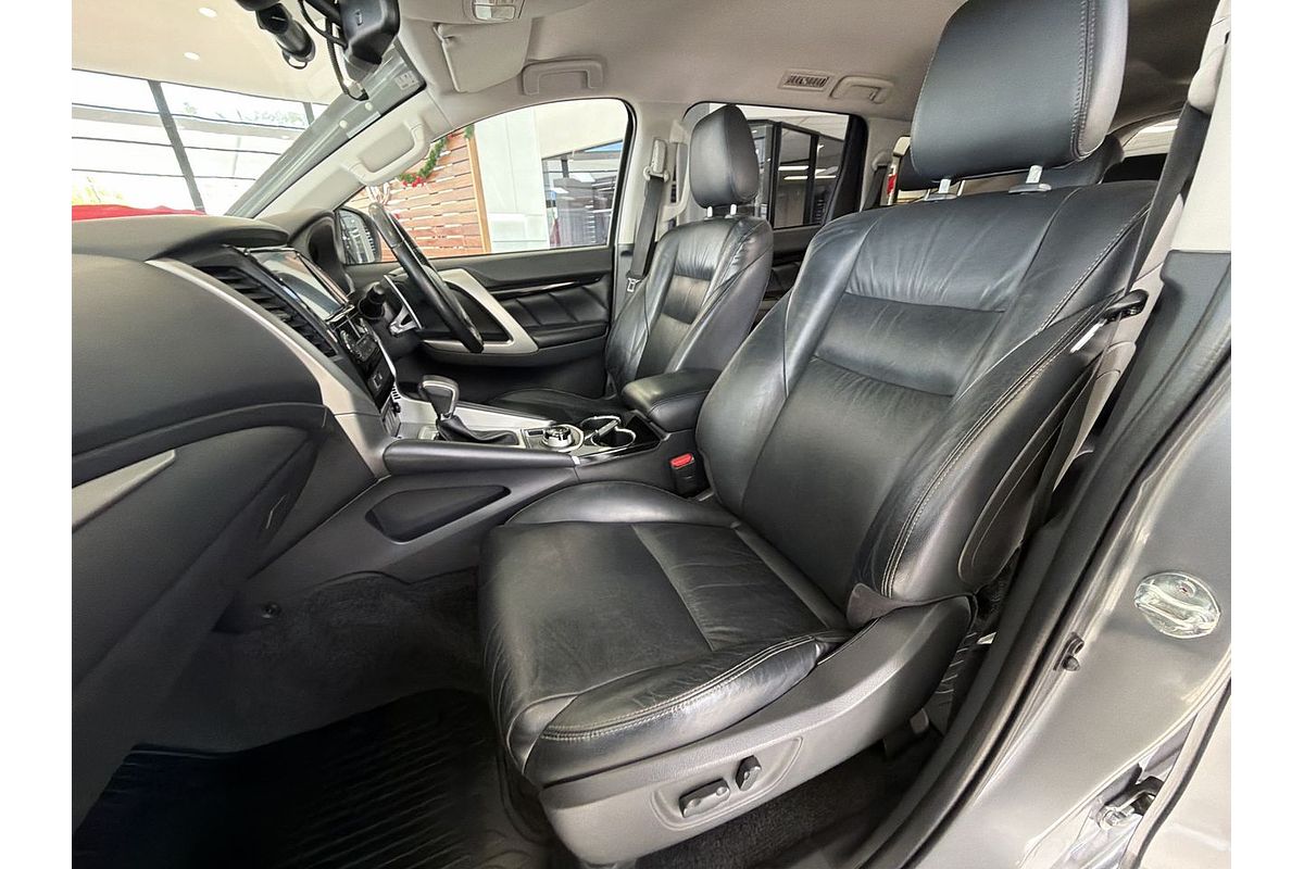 2019 Mitsubishi Pajero Sport Black Edition QE