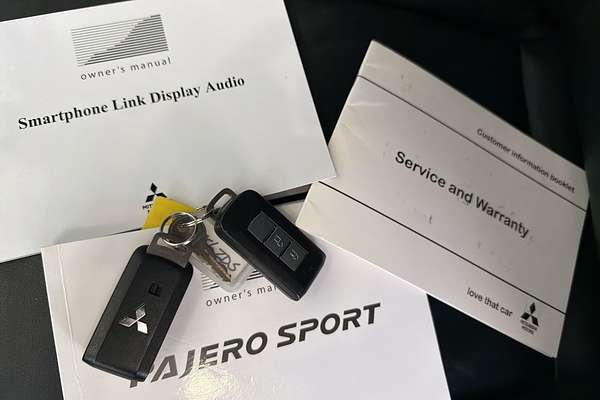 2019 Mitsubishi Pajero Sport Black Edition QE