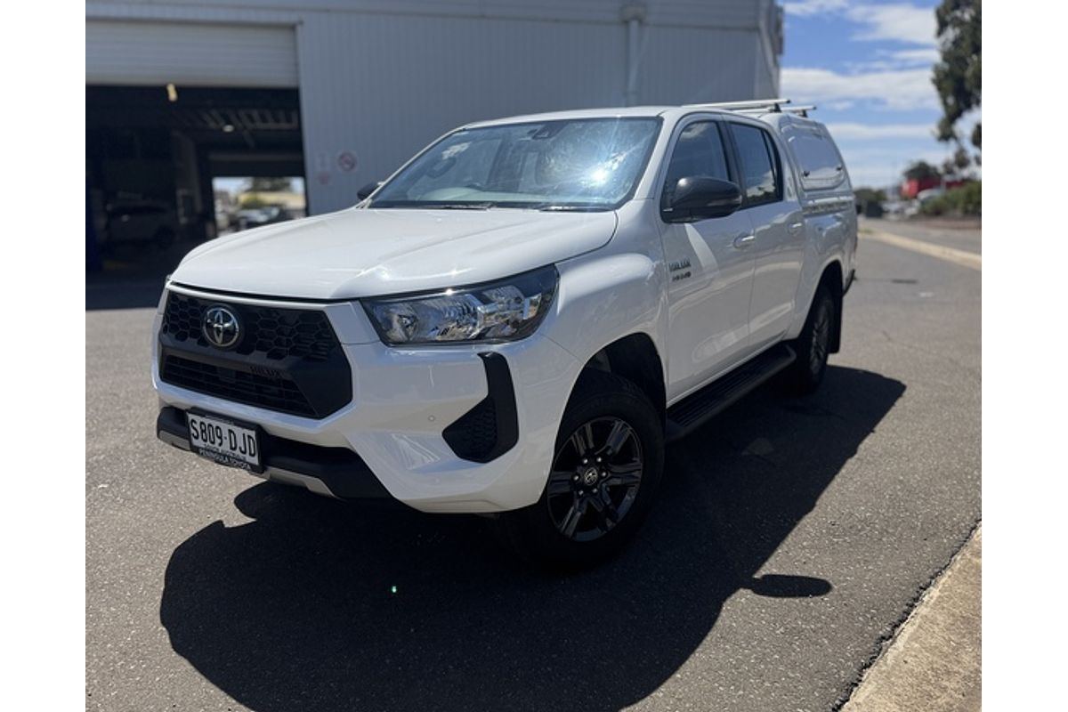 2024 Toyota Hilux SR GUN126R 4X4