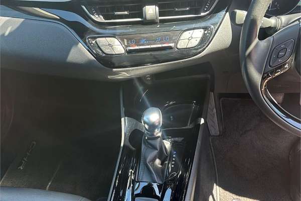 2022 Toyota C-HR Koba ZYX10R