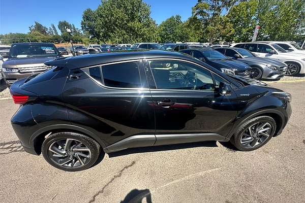 2022 Toyota C-HR Koba ZYX10R