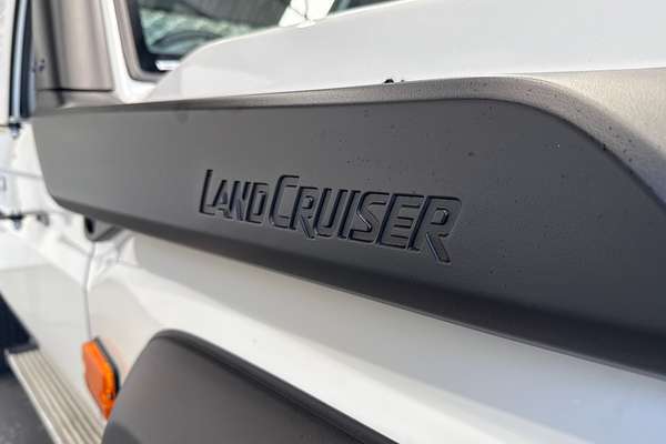 2024 Toyota Landcruiser GXL VDJL79R 4X4