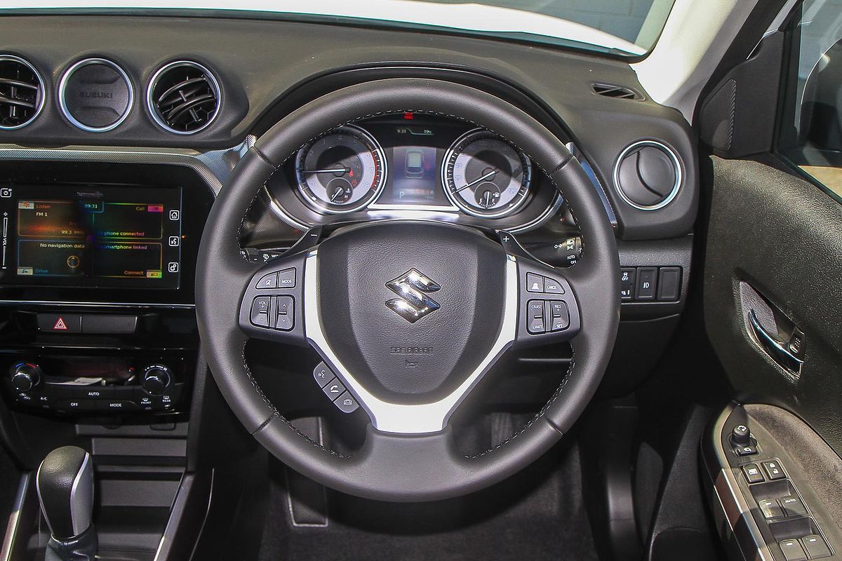 2024 Suzuki Vitara Turbo Shadow LY Series II