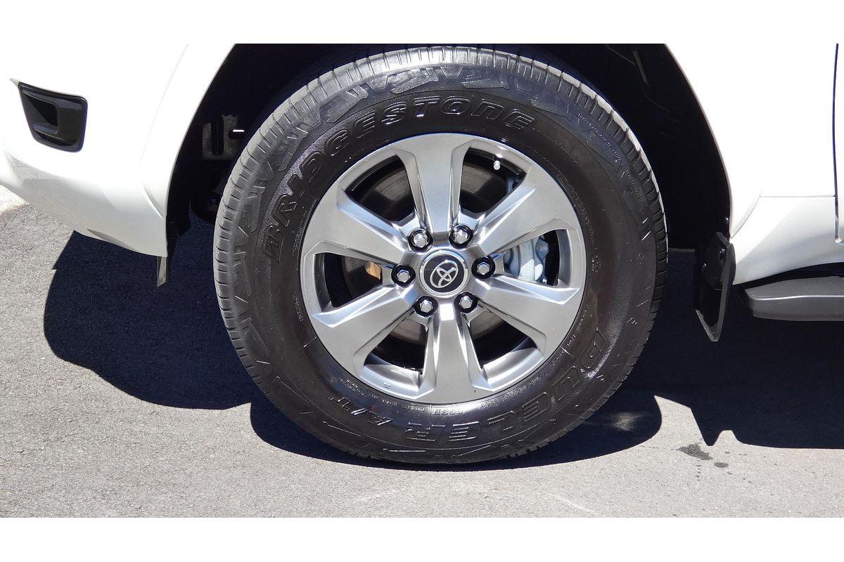 2024 Toyota Landcruiser VX FJA300R