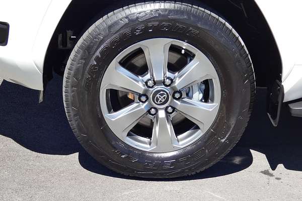 2024 Toyota Landcruiser VX FJA300R