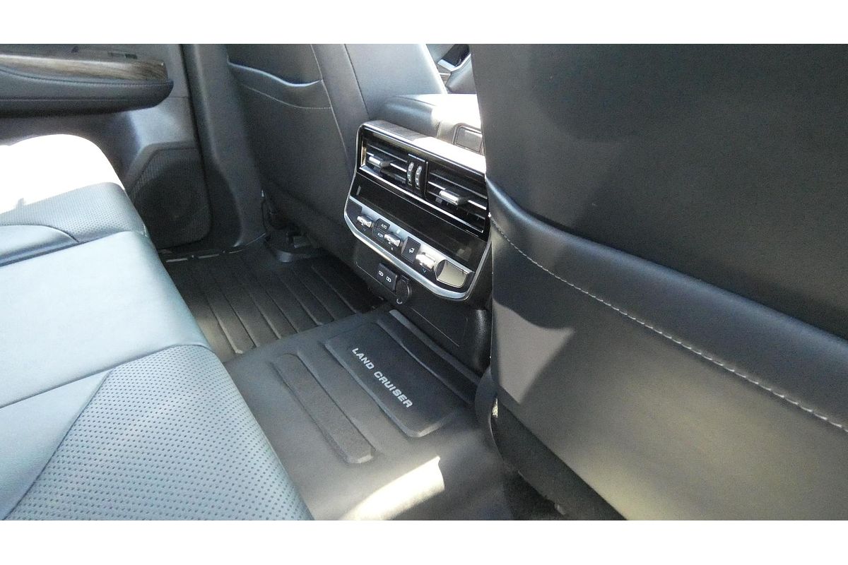 2024 Toyota Landcruiser VX FJA300R