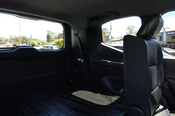 2024 Toyota Landcruiser VX FJA300R