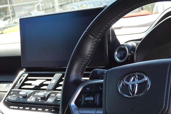 2024 Toyota Landcruiser VX FJA300R