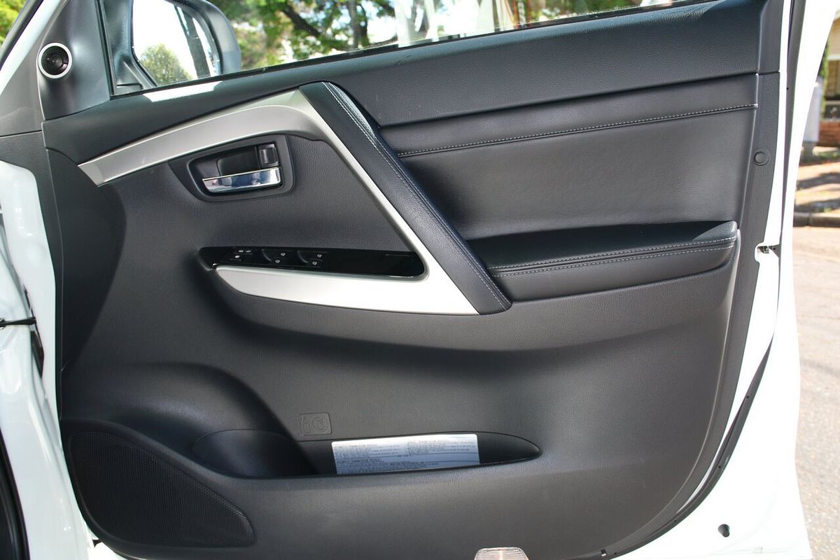 2024 Mitsubishi Pajero Sport Exceed QG