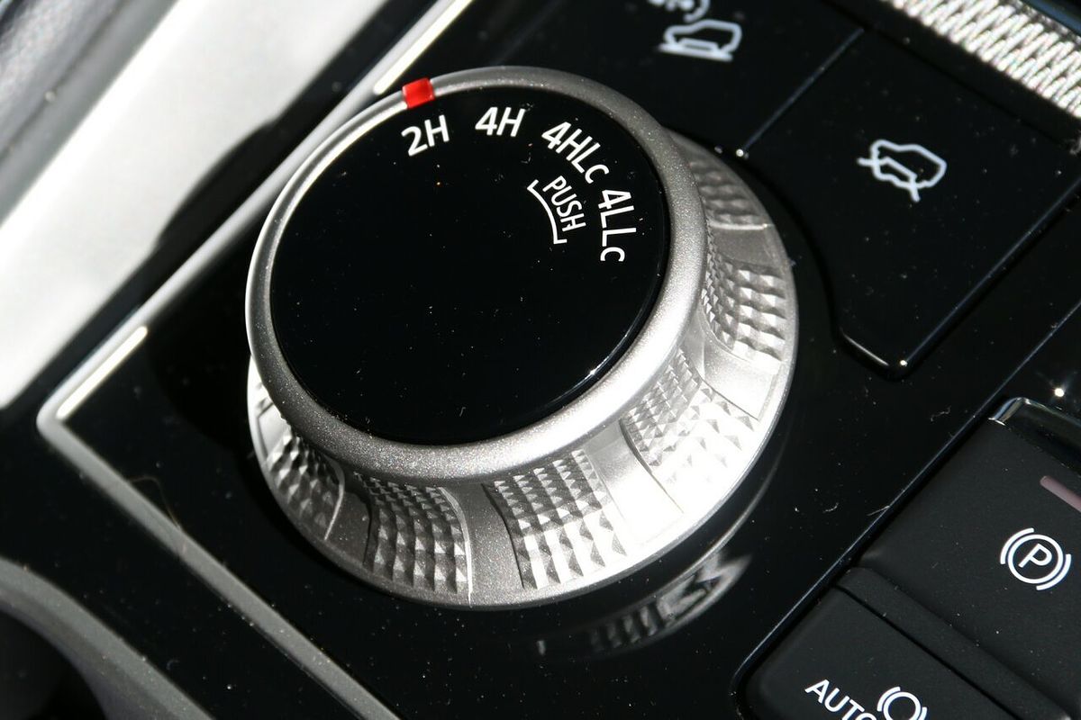 2024 Mitsubishi Pajero Sport Exceed QG