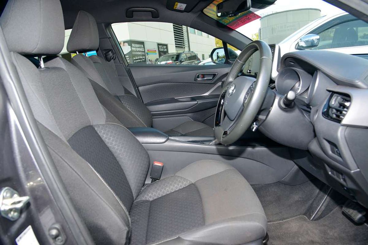 2023 Toyota C-HR GXL NGX10R