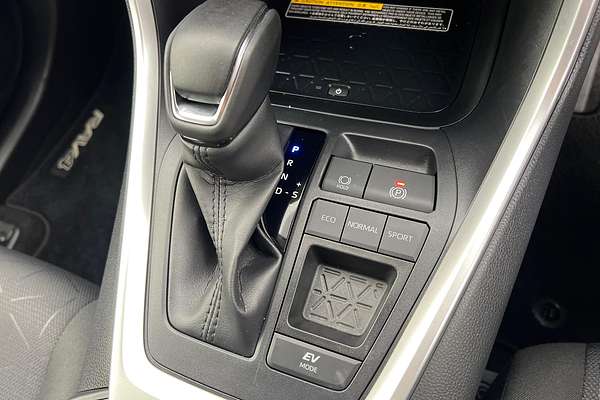 2021 Toyota RAV4 GXL AXAH52R