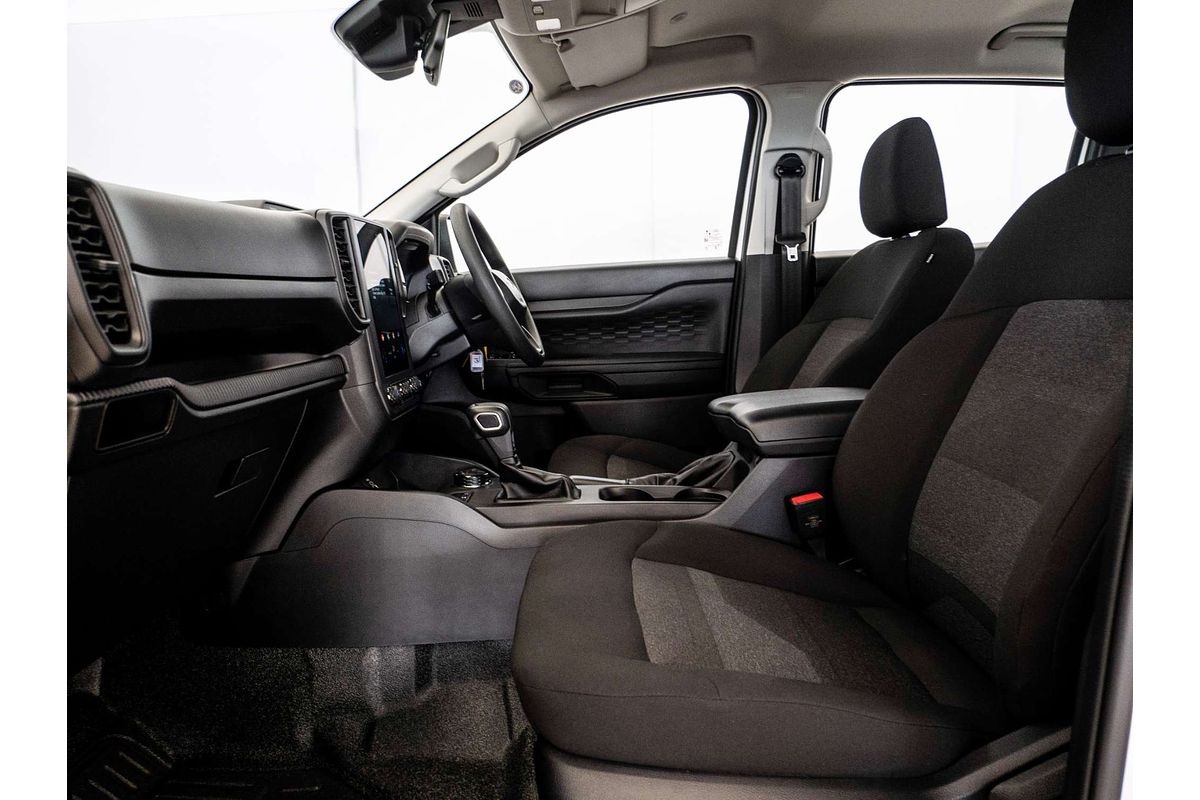 2025 Ford Ranger XL 4X4 2.0L