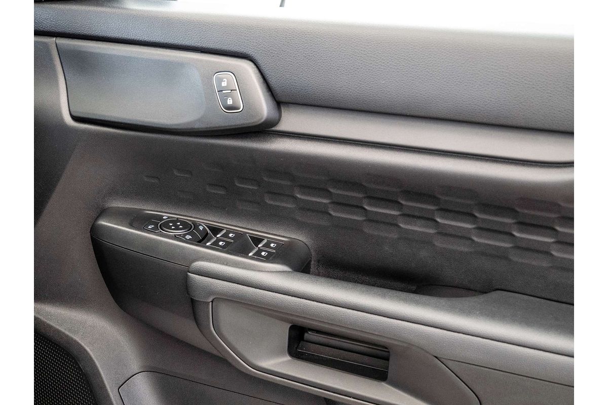 2025 Ford Ranger XL 4X4 2.0L