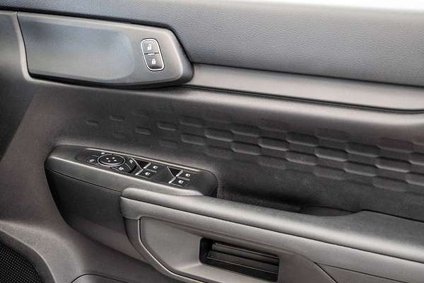 2025 Ford Ranger XL 4X4 2.0L