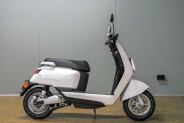 2022 Benzina Zero city city